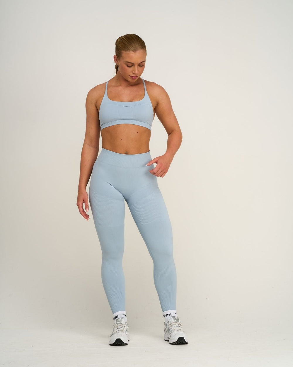 Elevate™ Sculpting Seamless Scoop Neck Bra | Blue Haze