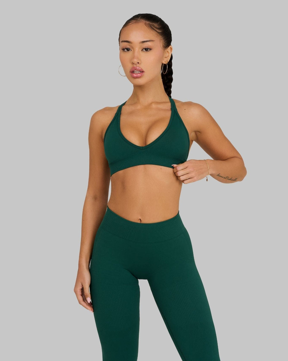 Elevate™ Sculpting Seamless High Apex Bra | Pine Green