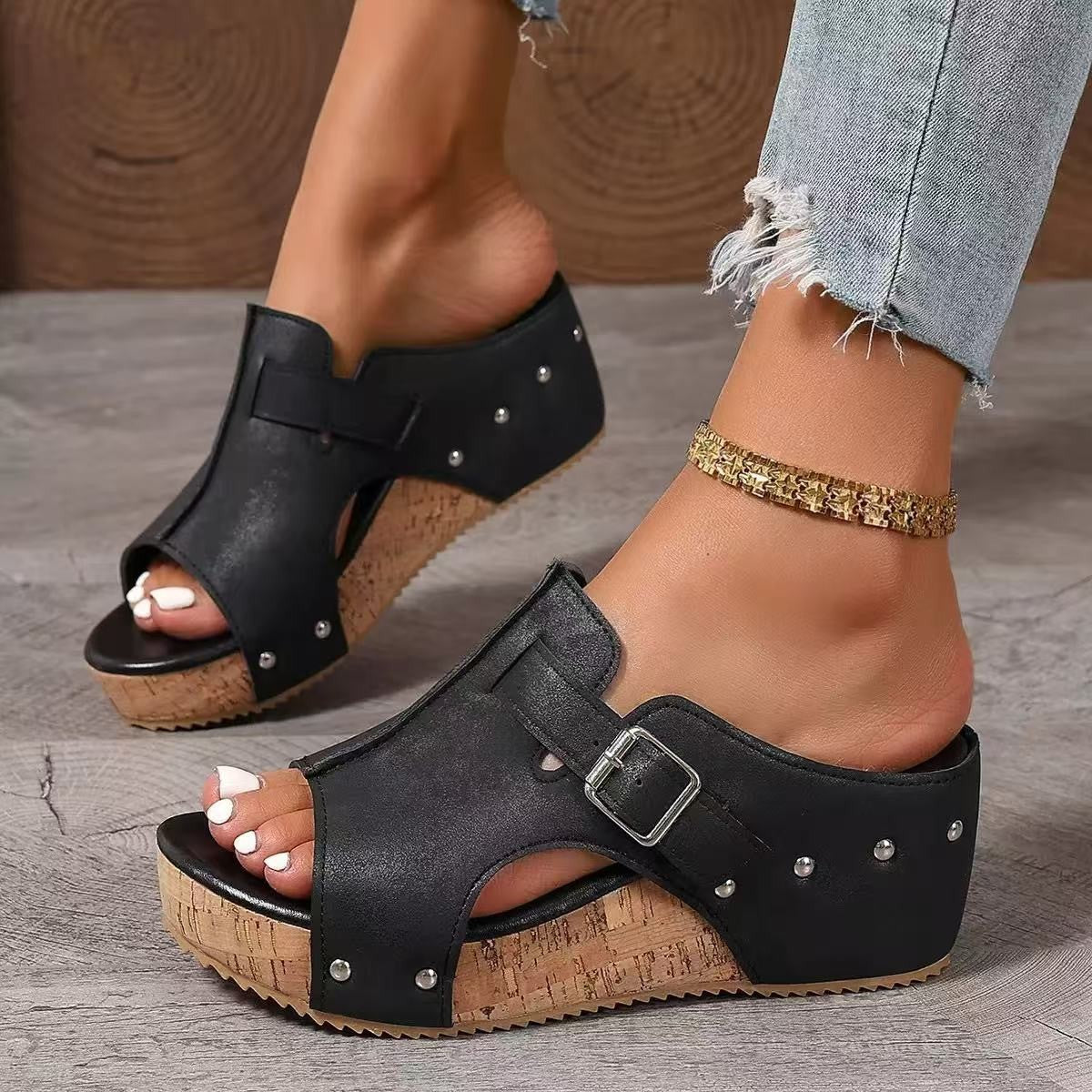 OSONN Women’s RetroBay Buckle Peep-Toe Wedge Sandals – Rivet-Detail Platform Beach Shoes (US 5–10.5)