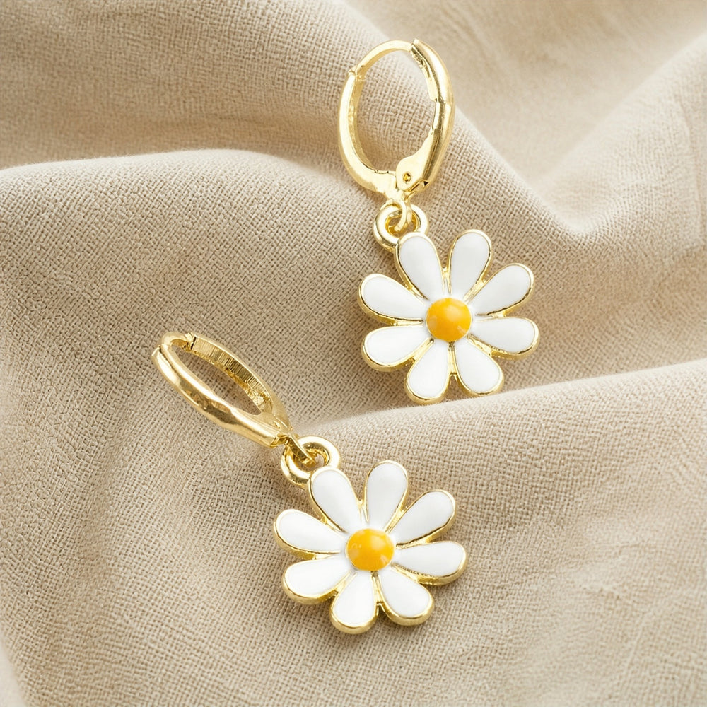 Daisy Flower Drop Earrings — image 1