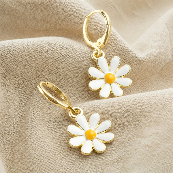 Daisy Flower Drop Earrings — image 1