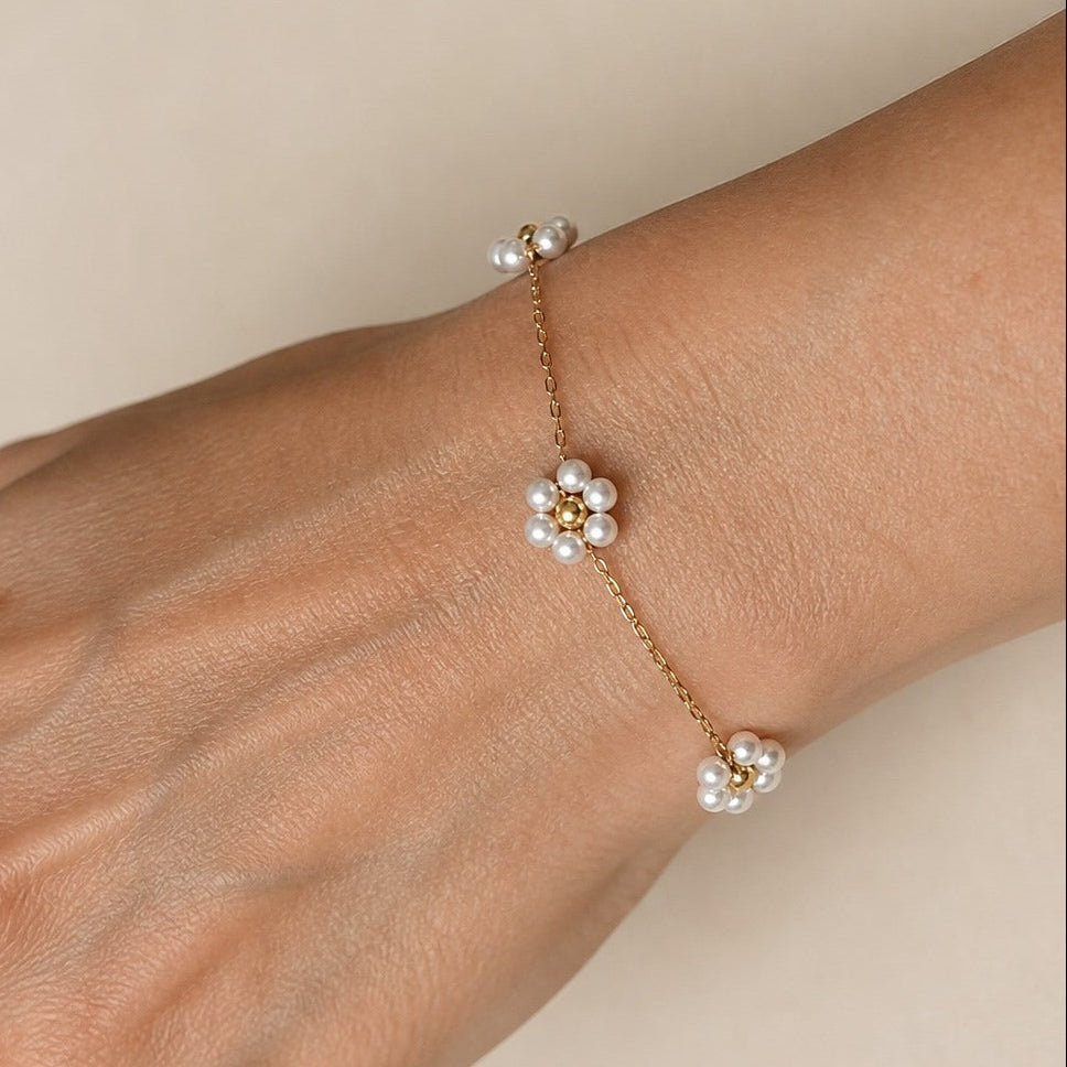 Gold Pearl Flower Bracelet — image 1