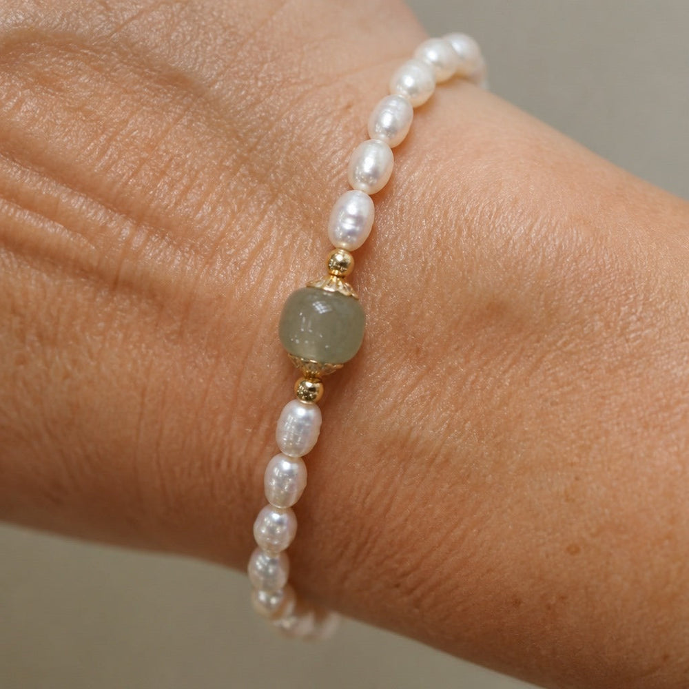 Jade Imperial Pearl Bracelet — image 1