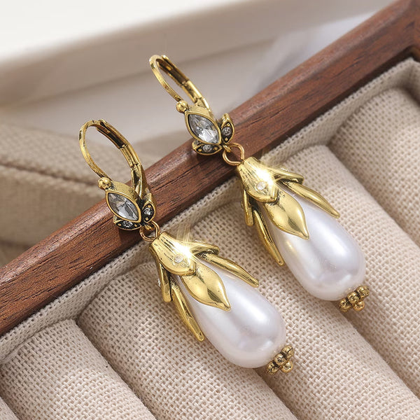Vintage Botanical Pearl Earrings — image 1