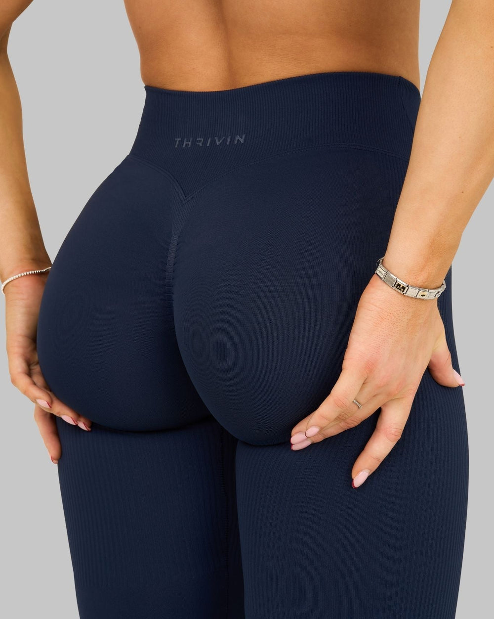 Elevate™ Sculpting Mid V-Waist Scrunch Flare | Midnight Navy