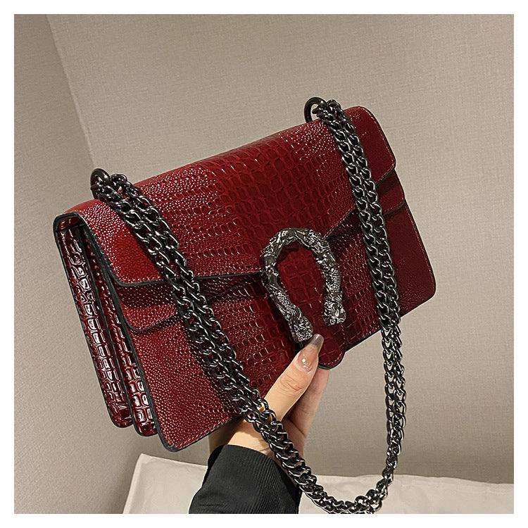 Bootara Women's Chain Flap Bag - Trendy PU Leather Shoulder & Crossbody Purse