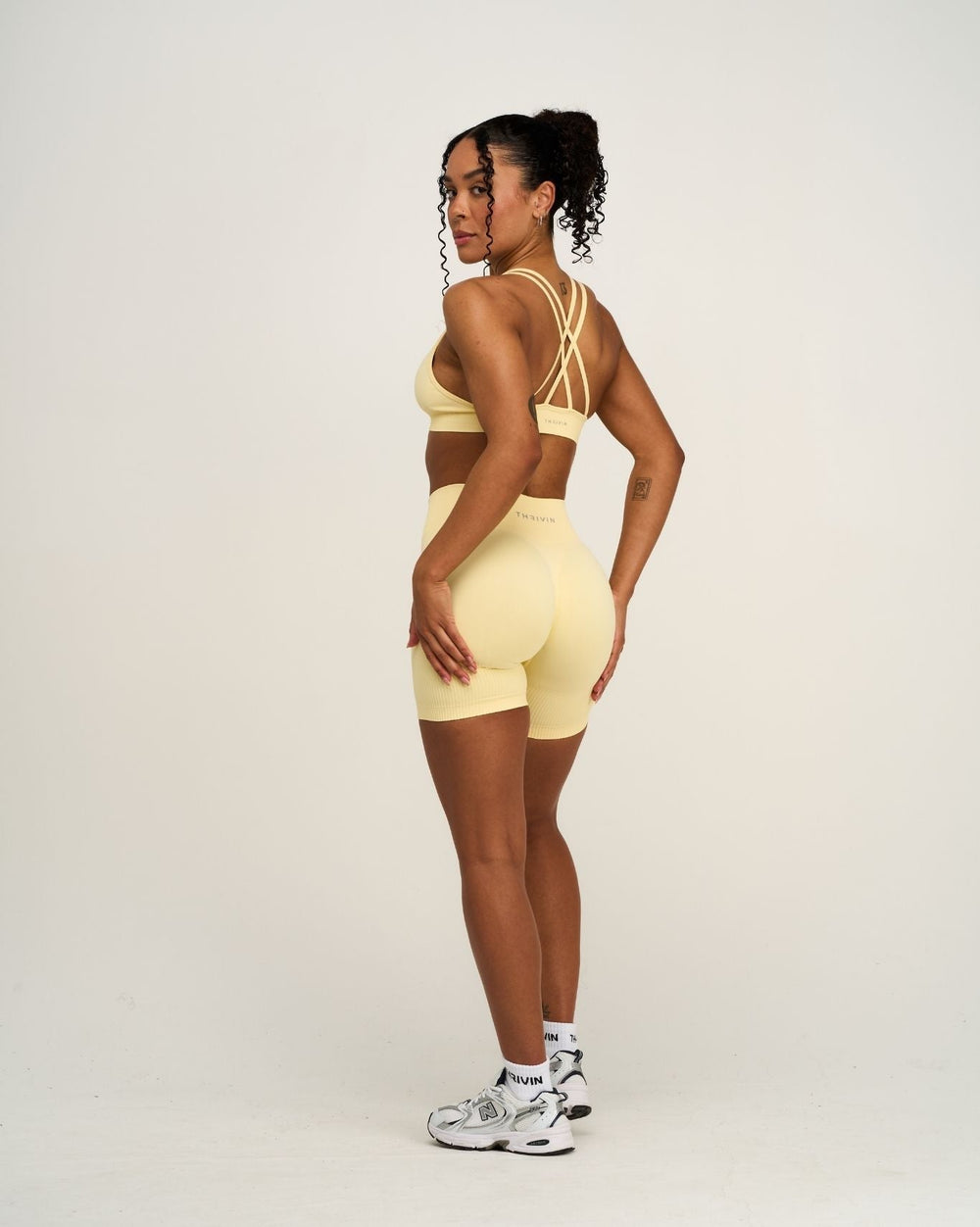 Elevate™ Sculpting Seamless High Apex Bra | Golden Butter