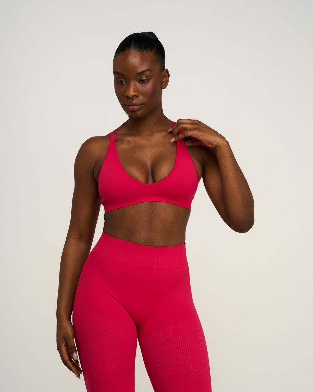 Elevate™ Sculpting Seamless High Apex Bra | Strawberry