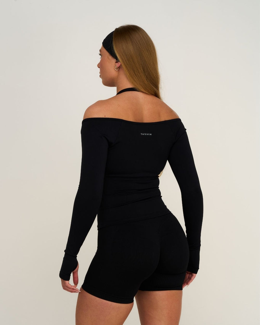 Elevate™ Sculpting Seamless V-Neck Top | Night Black