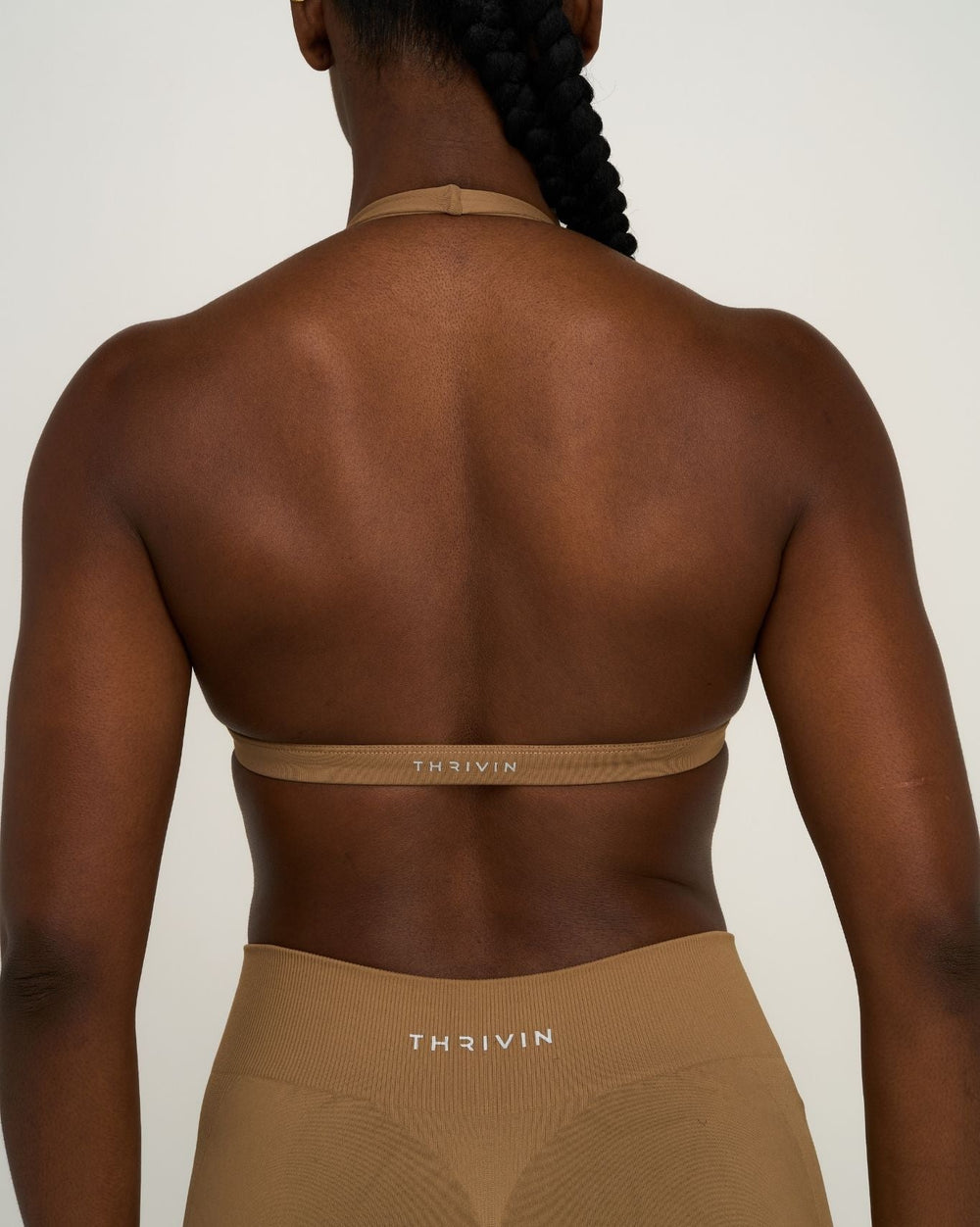 Elevate™ Sculpting Seamless V-Neck Halter Bra | Toffee