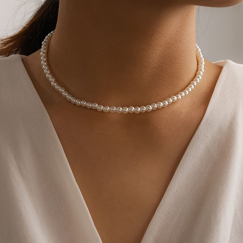 Elegant Pearl Pendant Necklace — image 1