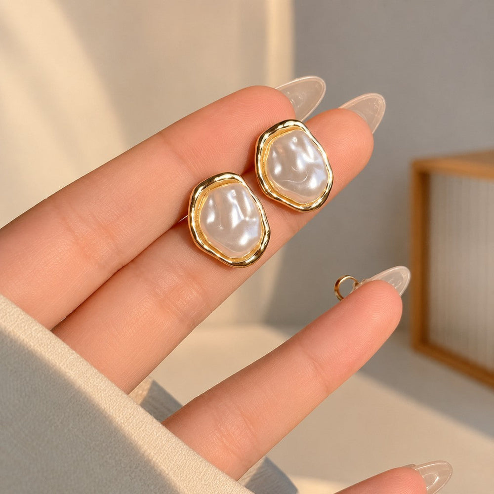 Carmen Elegant Pearl Earrings — image 3
