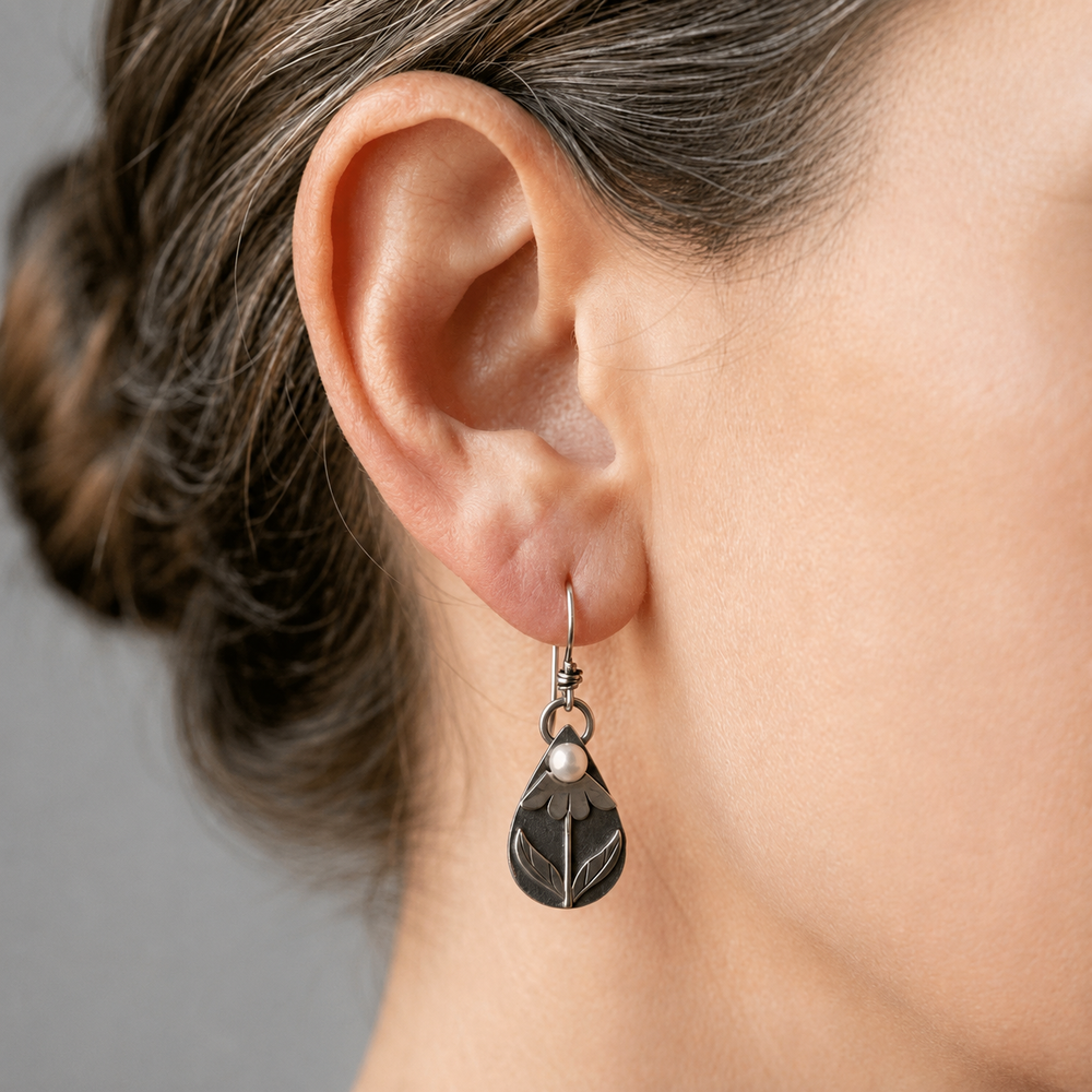 Vintage Tear Flower Earrings — image 2