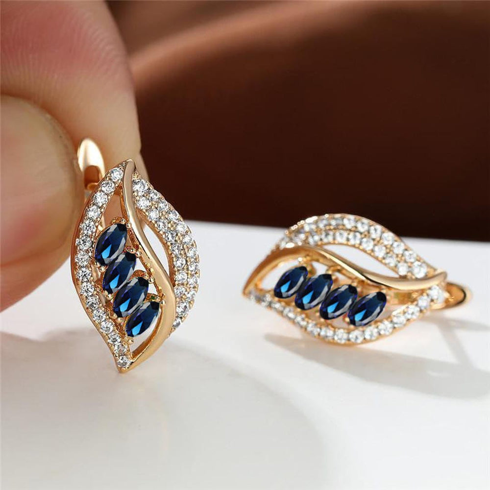 Isola Caelurelle Earrings — image 2