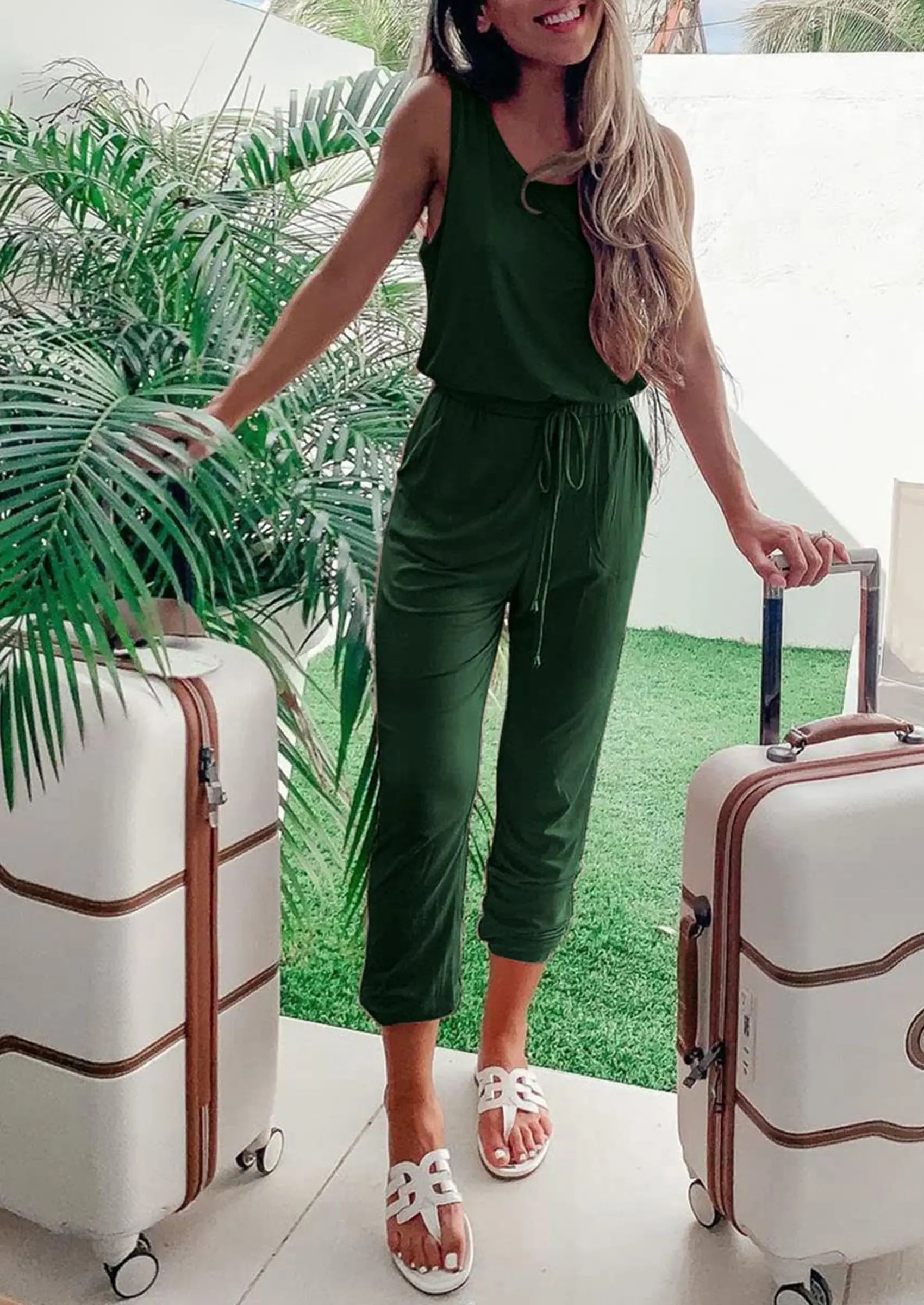 Osonn Two Piece Outfit Sets Casual Sleeveless Crewneck Tops and Sweatpants