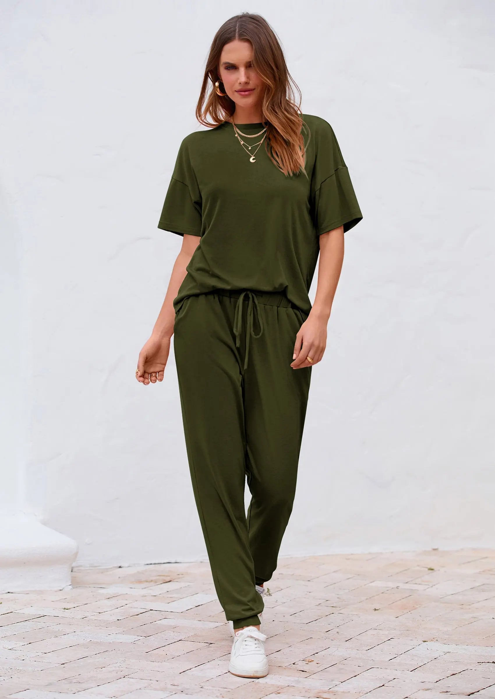 Osonn Women's Two Piece Lounge Sets Spring Summer Jogger Pants Vacation Outfits Travel Airplane Matching Clothes