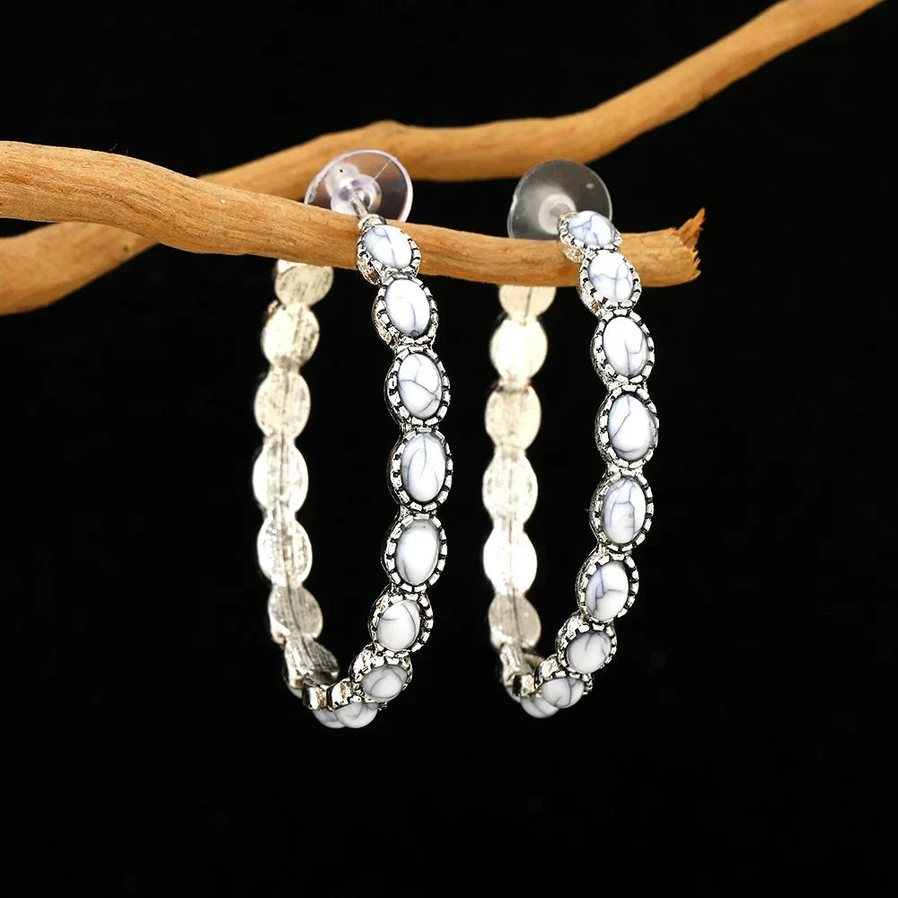 Oval White Gold Hoop Earrings — image 4