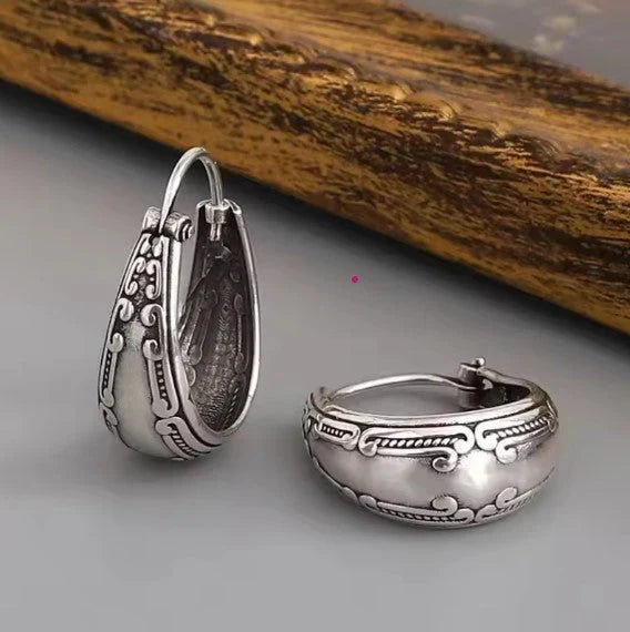 Silver Vintage Mandala Earrings — image 1