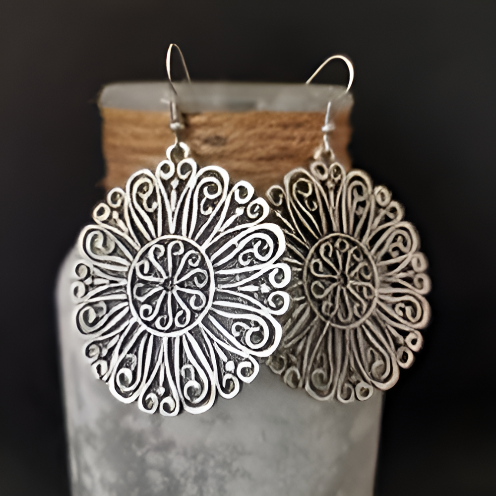 Vintage Mandala Rounded Earrings — image 1