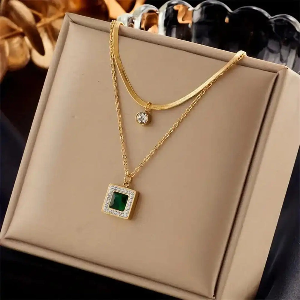 Emerald Layered Double Gold Necklace — image 2