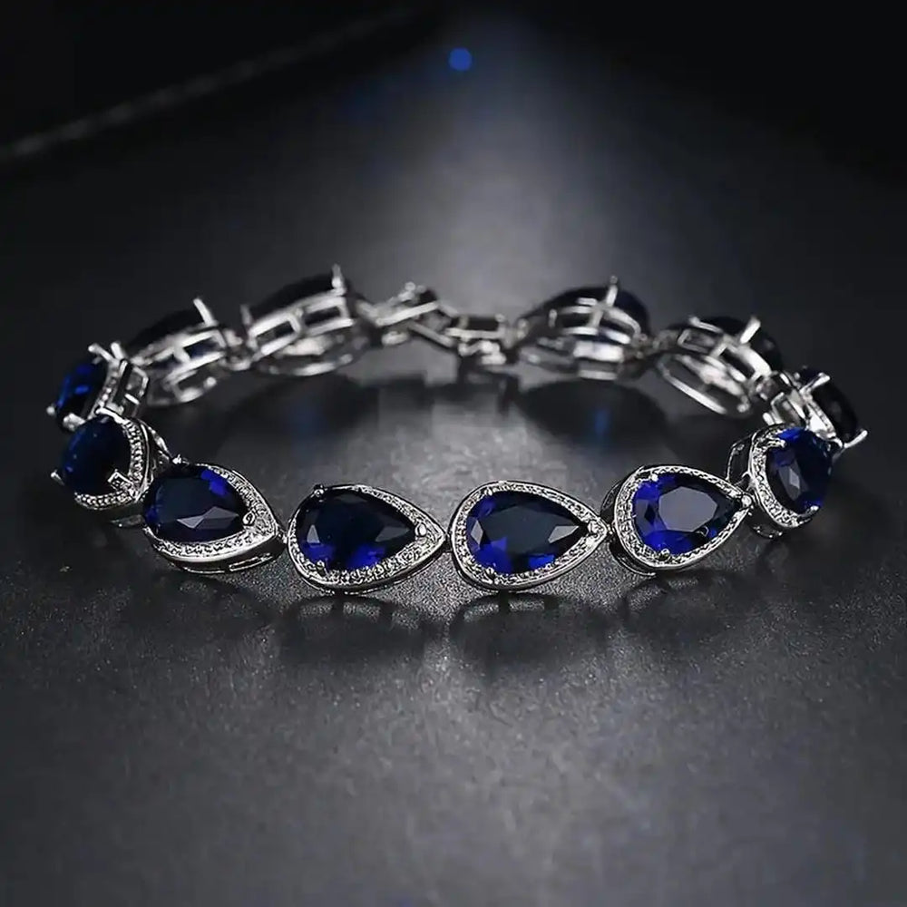 Seren Lysmera White Gold Bracelet — image 3