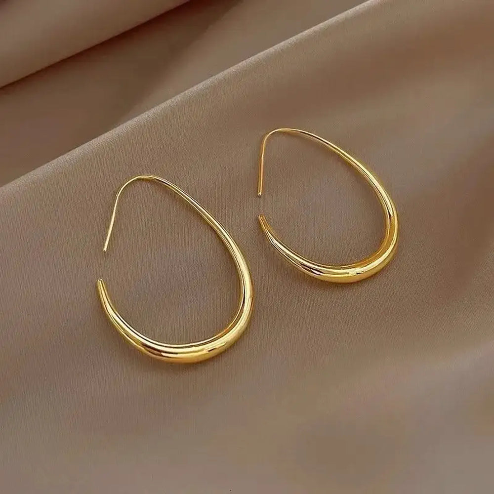 Vintage Golden Hoop Earrings — image 2