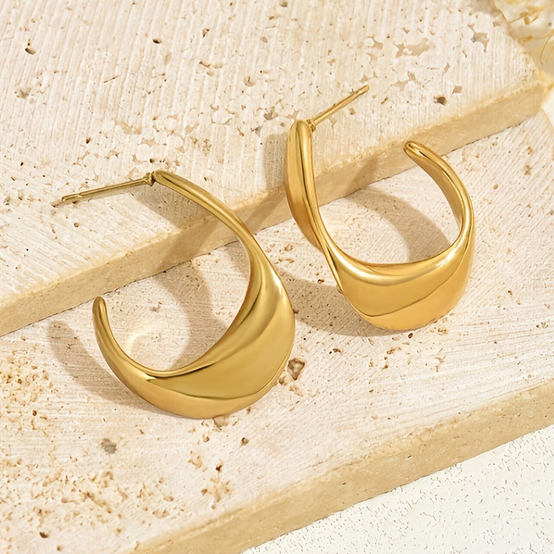Sculpted Crescent Hoop Earrings — image 1
