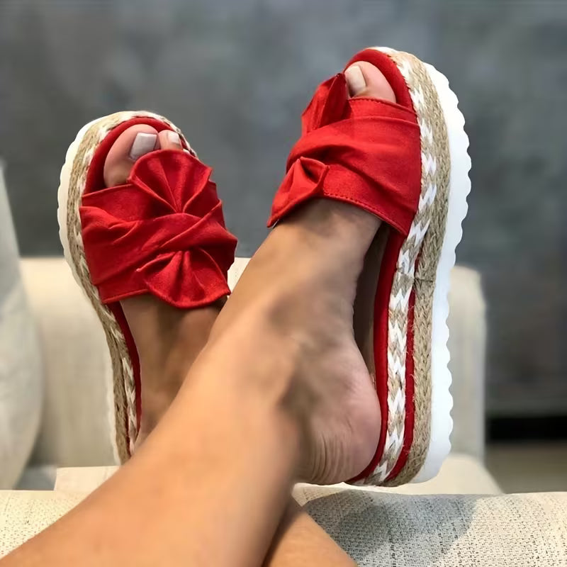 Bowie Bow Platform Slides – The Sandal That Upgrades Every Summer Outfit Instantly