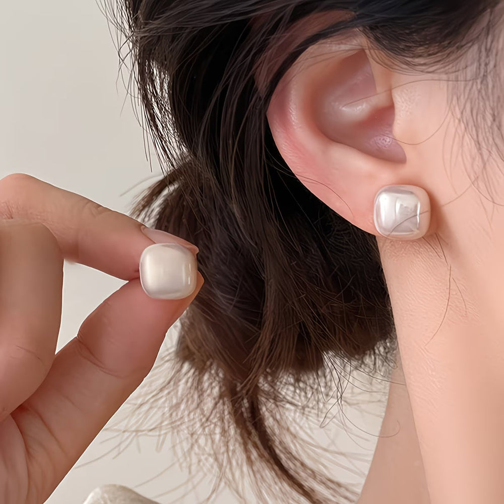 Elegant Square Pearl Stud Earrings — image 3