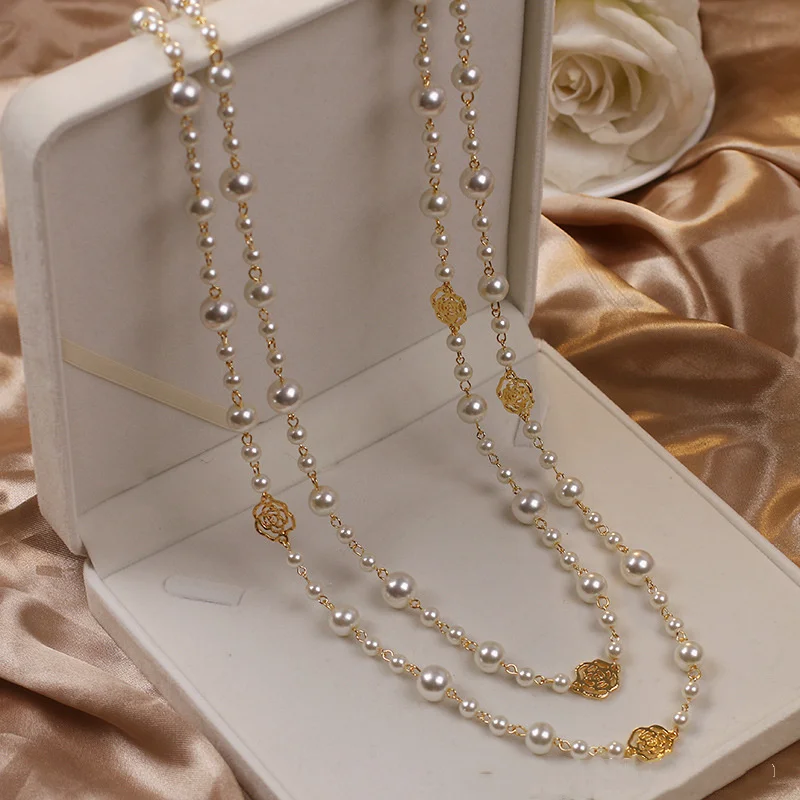 Elegant Gold Pearl Necklace — image 1