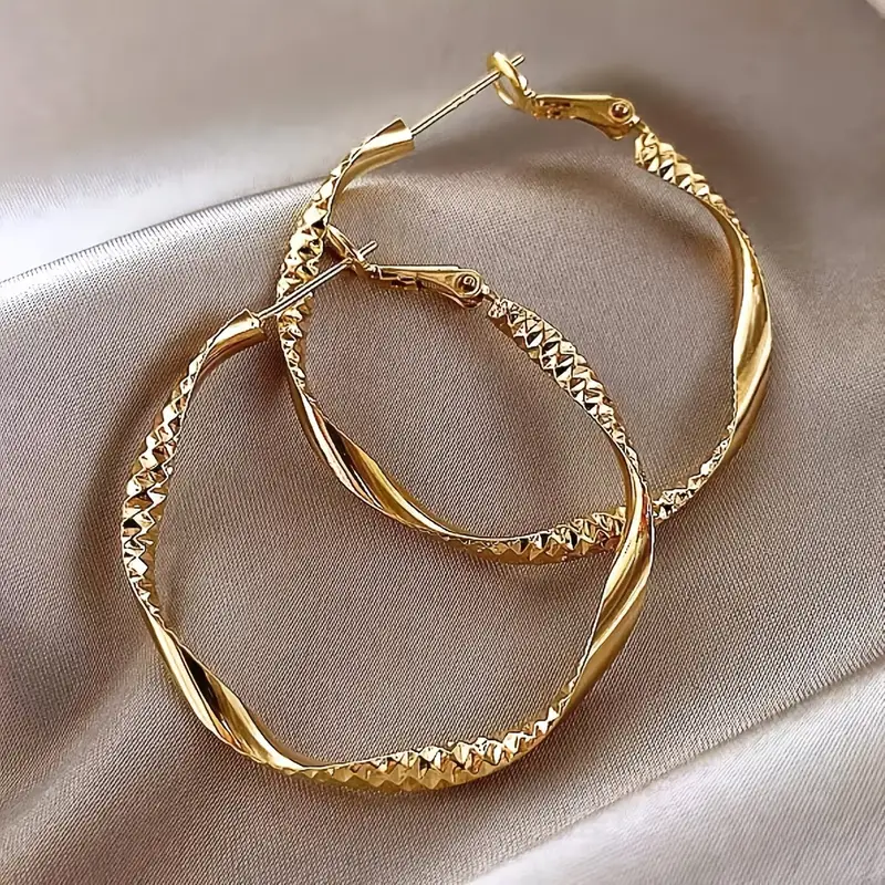 Bright Hoop Gold Earrings — image 1