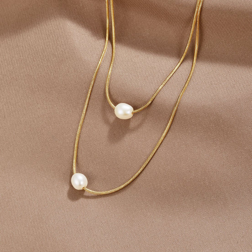 Sophisticated Layered Pearl Necklace — image 1