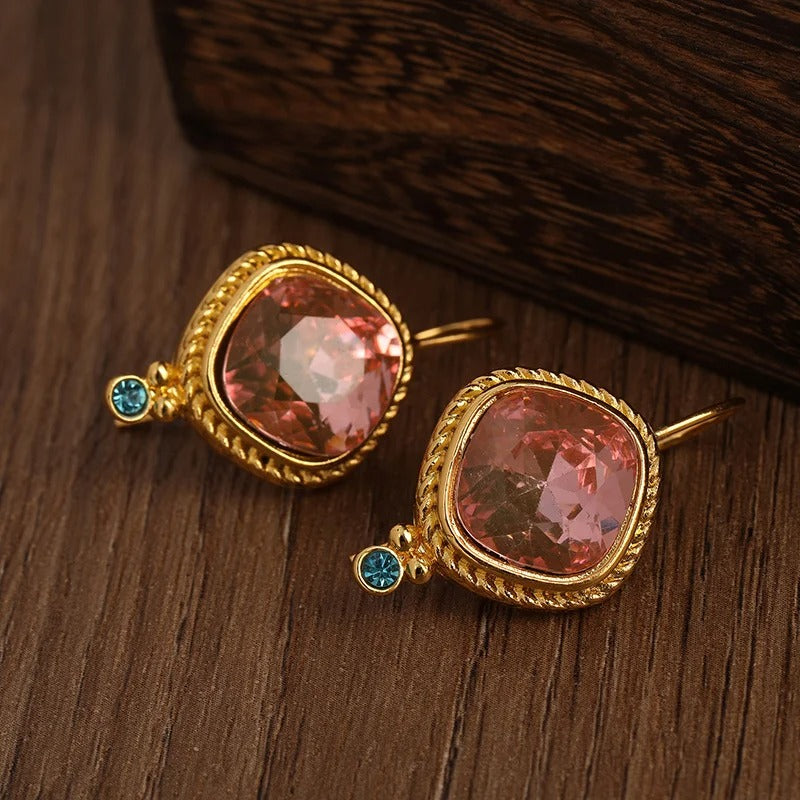 Elegant Classic Earrings — image 3