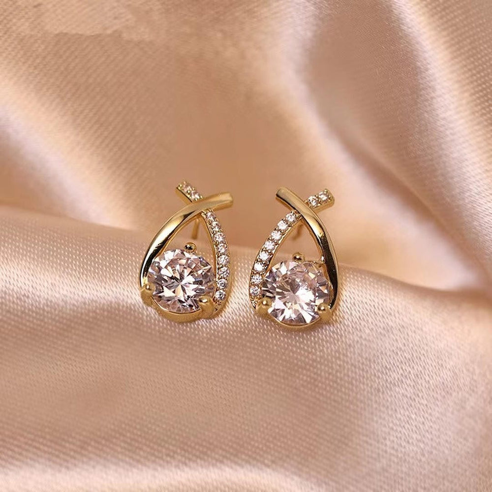 Luxury Twisted Teardrop Cubic Stud Earrings — image 3