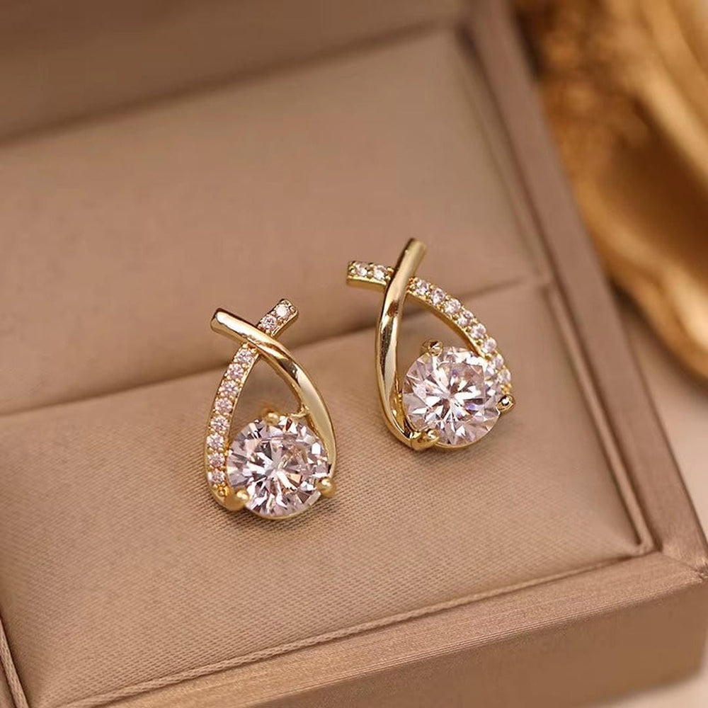 Luxury Twisted Teardrop Cubic Stud Earrings — image 1