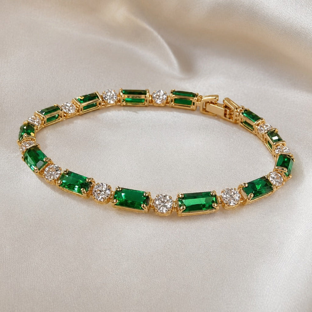 Elegant Radiance Emerald Bracelet — image 2