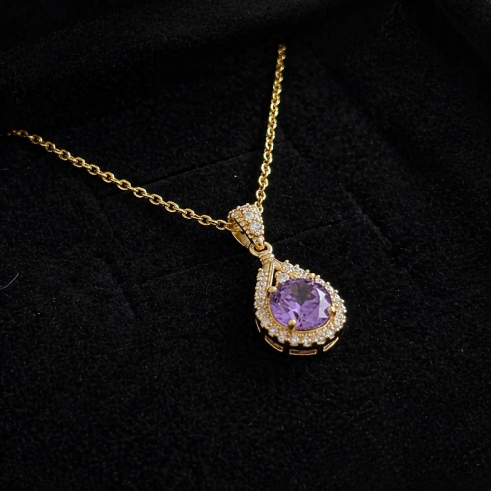 Lavena Halo Gold Pendant Necklace — image 1