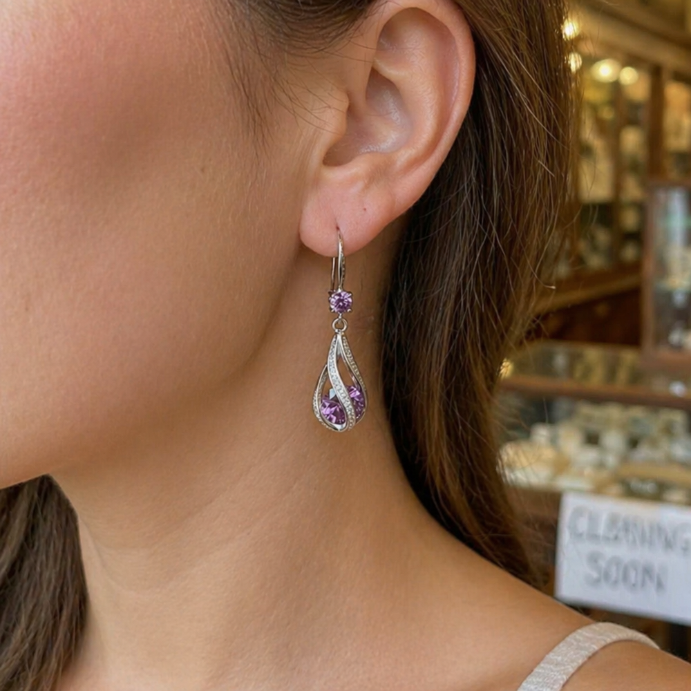 Calithra Lumen Twist White Gold Earrings — image 2