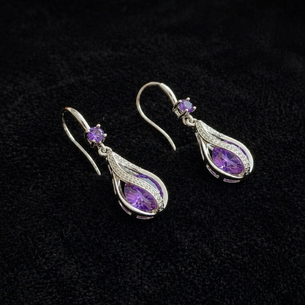 Calithra Lumen Twist White Gold Earrings — image 1