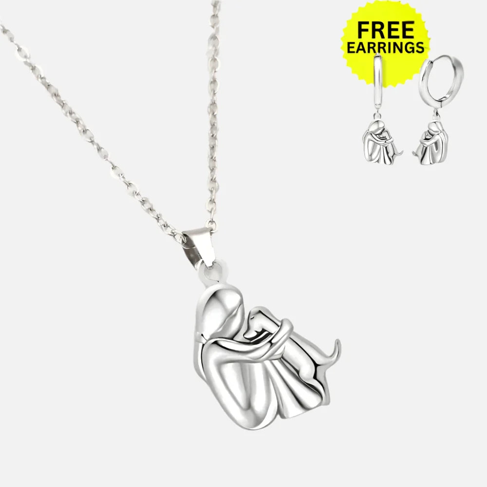 Embrace Pendant Necklace Set — image 4