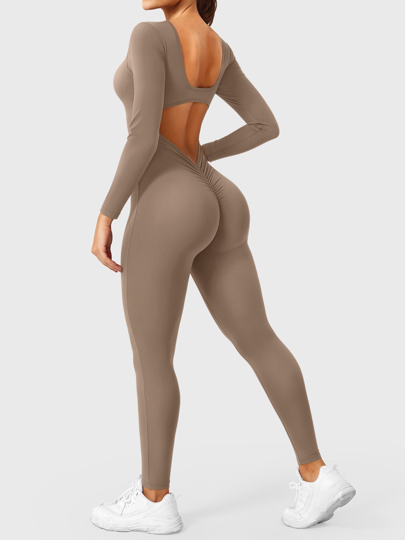 Yeoreo Lizvette V-Back Long Sleeves Jumpsuit