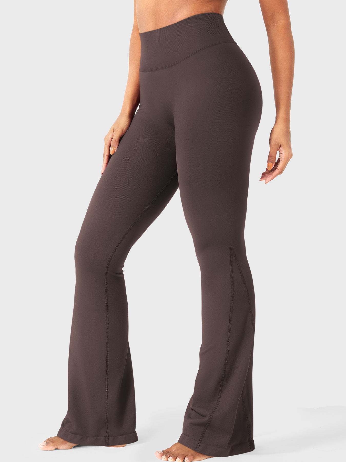 Yeoreo Brinklie Mini Flare Leggings