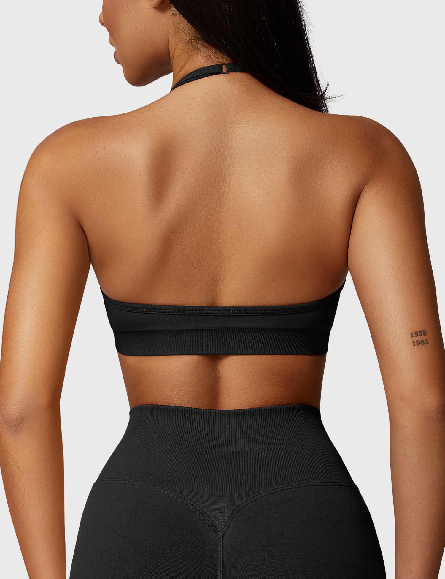 Yeoreo Hedy Halter Sports Bra