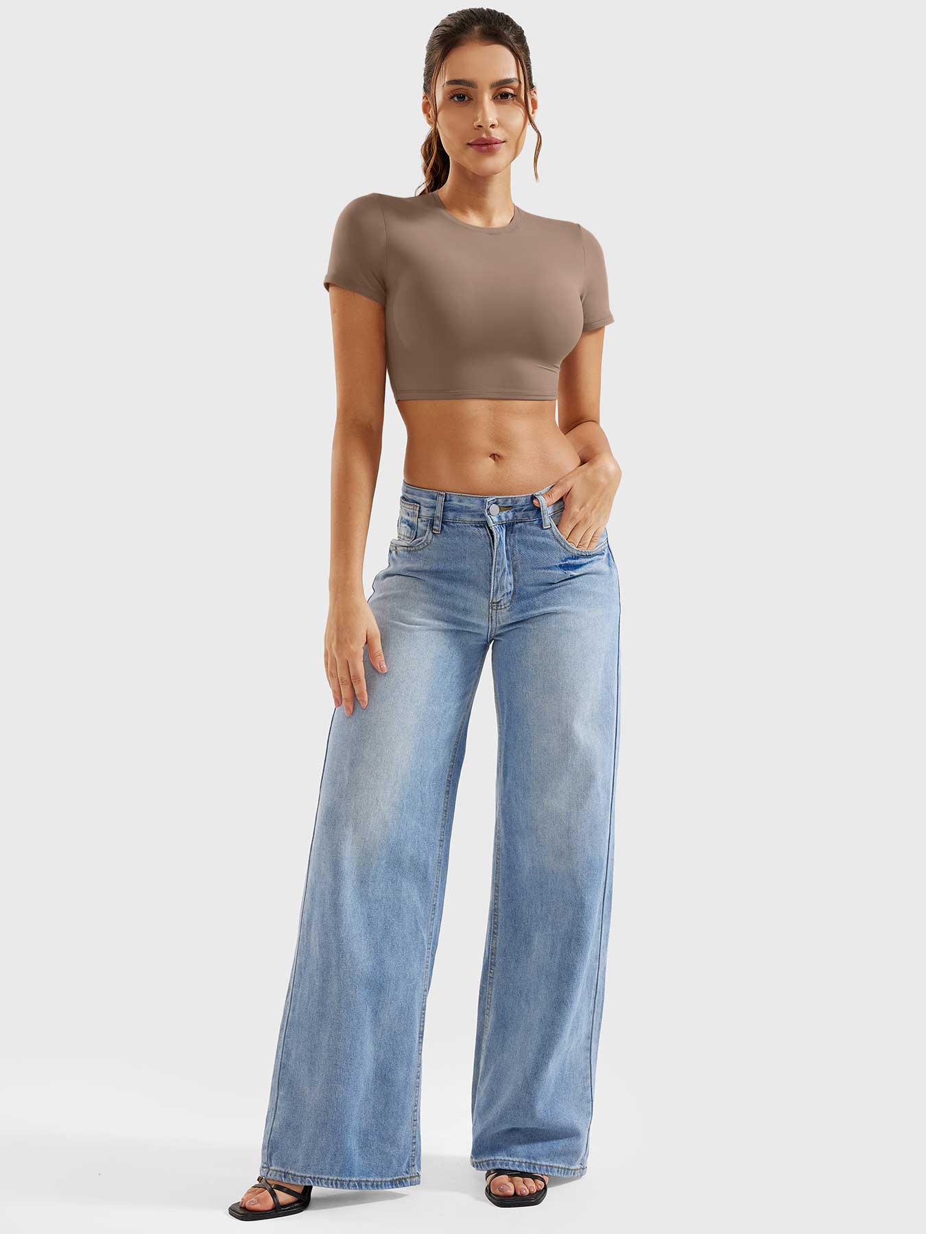 Yeoreo Colin Short Sleeves Crop Top