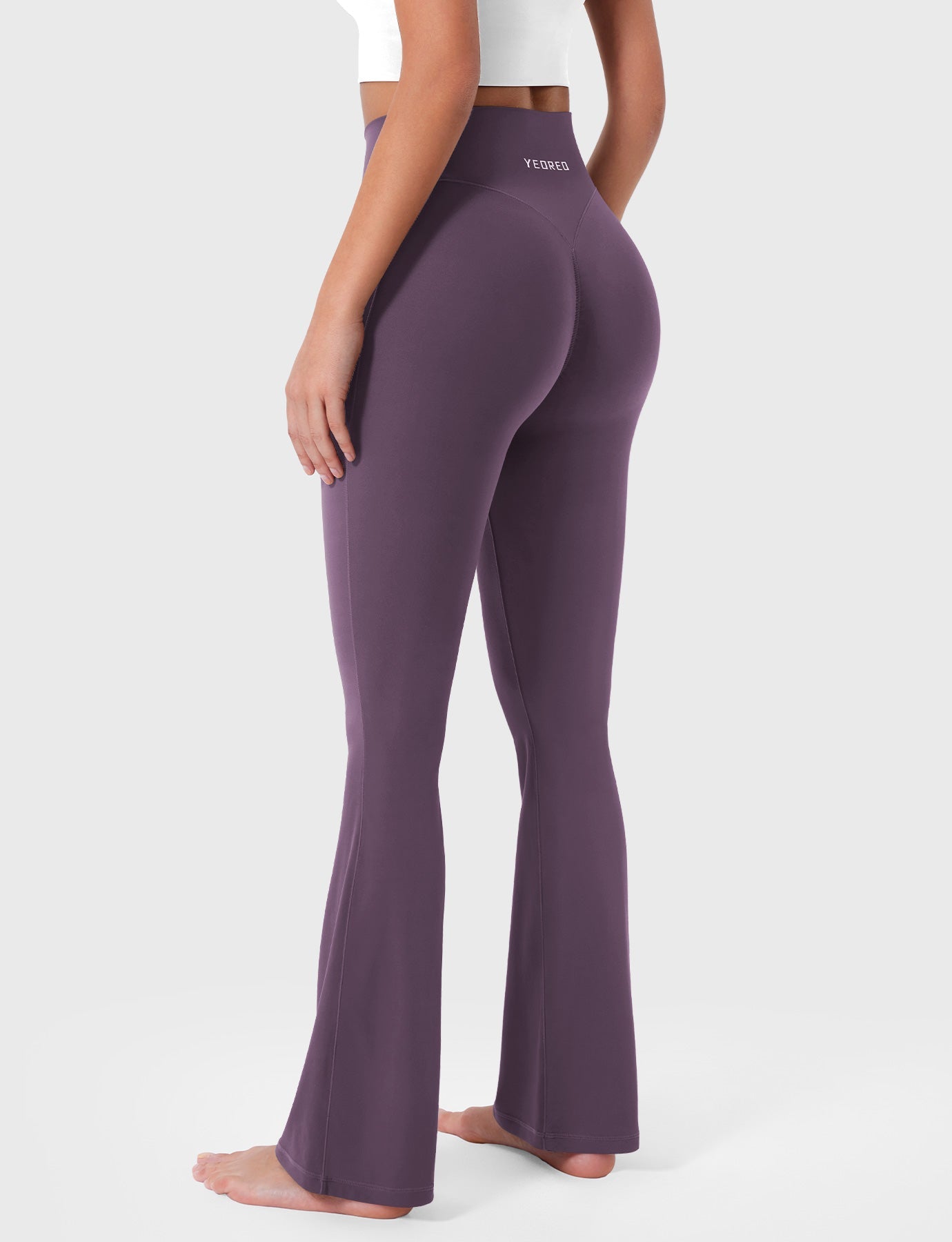 Yeoreo Bessli 30" Mini Legging légèrement évasé
