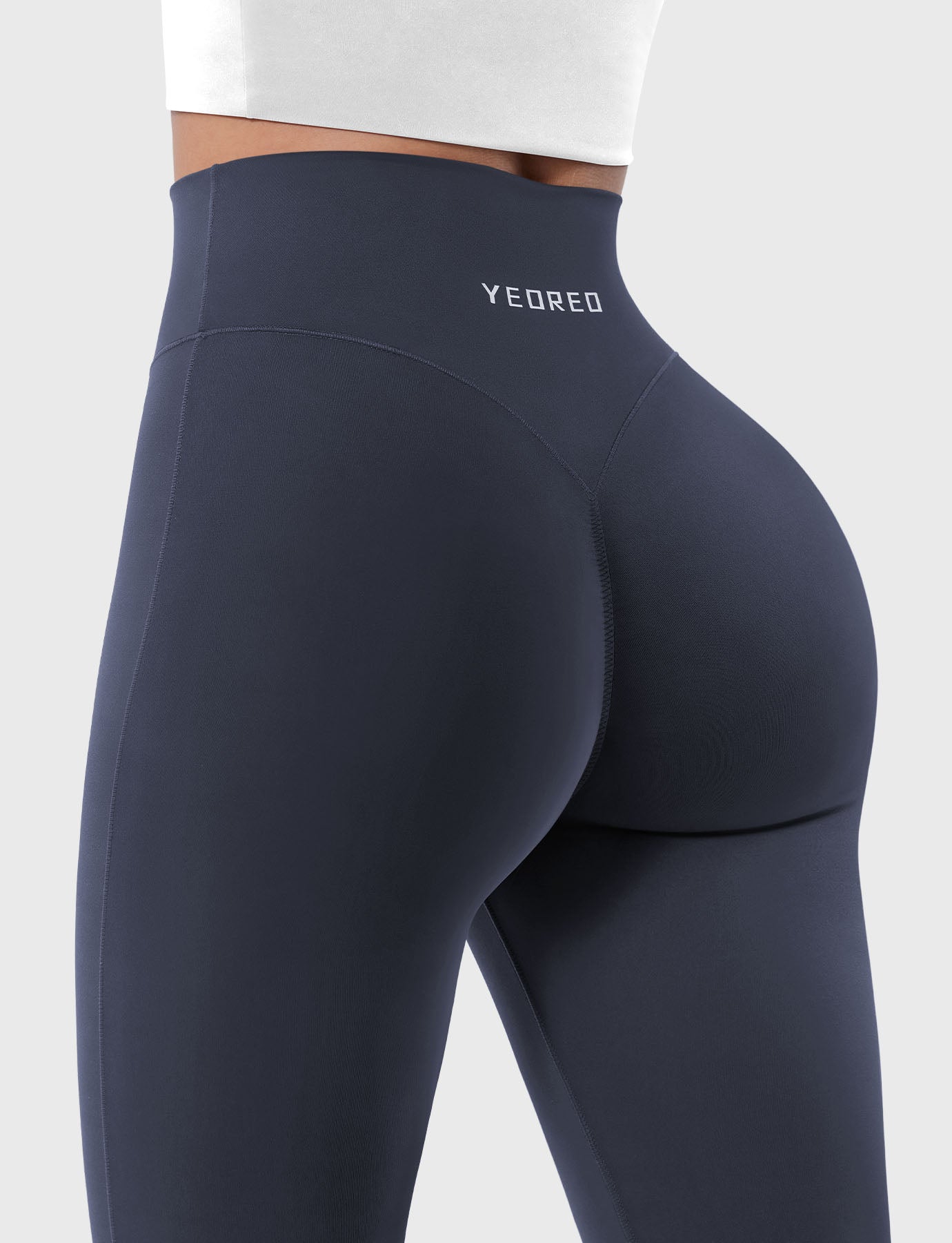 Yeoreo Bessli 30" Mini Legging légèrement évasé