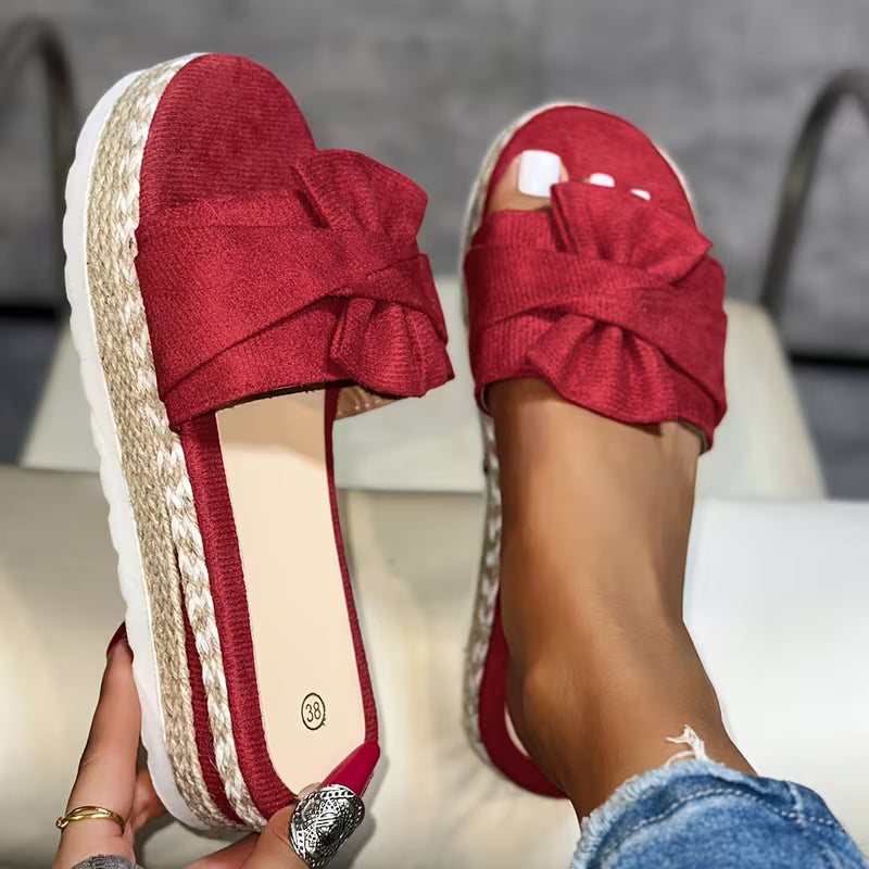 Bowie Bow Platform Slides – The Sandal That Upgrades Every Summer Outfit Instantly