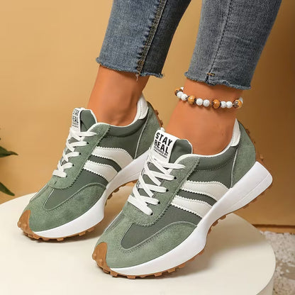 Stride Retro Sneakers – The Sneaker That Looks Good Enough to Wear Everywhere