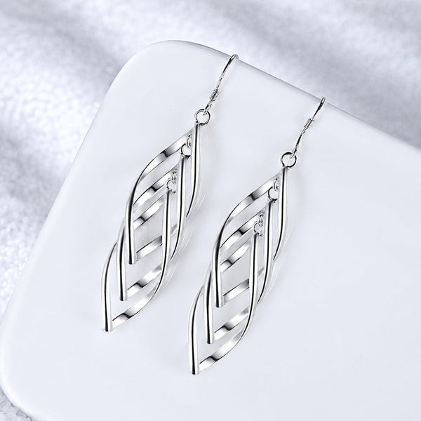 Woven Wave White Gold Earrings — image 1