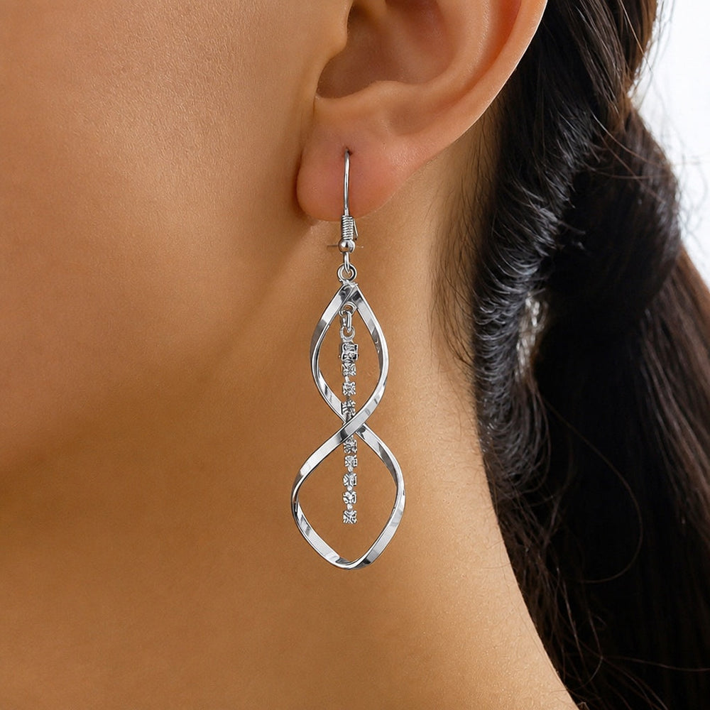 Sunbeam Spiral White Gold Earrings — image 1